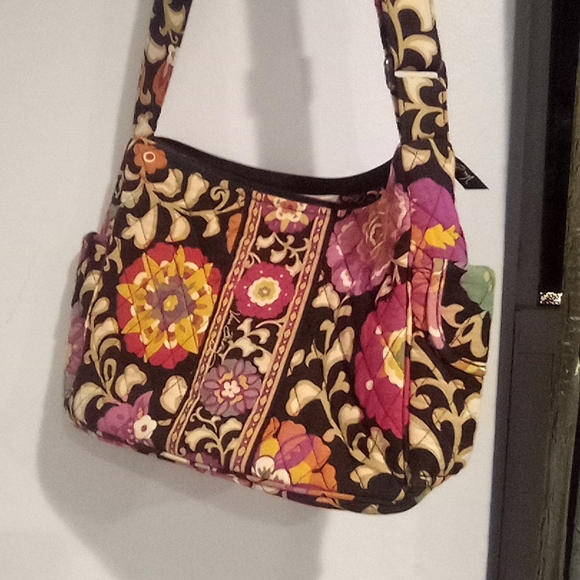 Beautiful Pattern Vera Bradley Shoulder Bag Retired Print - Picture 4 of 13